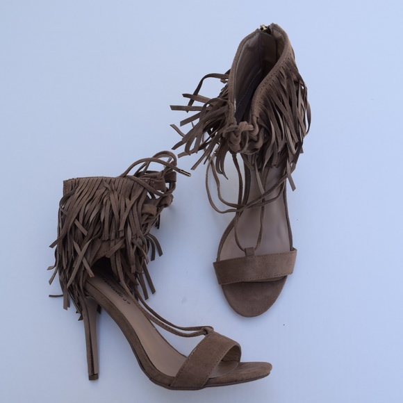 Breckelles Suede Peep Toe Fringe Tie Stiletto Sandal Size 9 - Picture 4 of 5